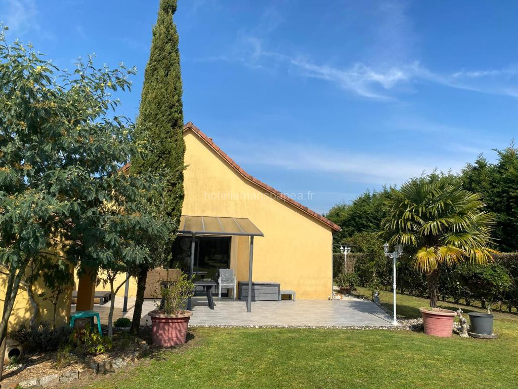 Photo de Maison plein pied proche circuit 24h et PEC